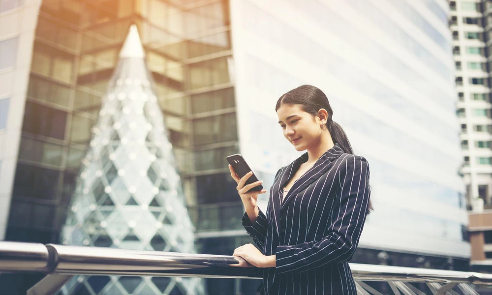 How Managing Your Car Insurance Online in Singapore Saves Time for Busy Drivers