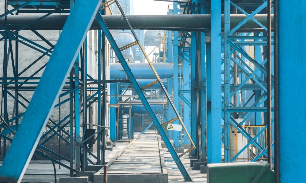 5 Material Decisions That Matter in Heat-Exposed Infrastructure